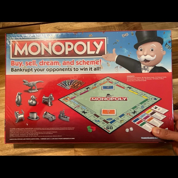 Monopoly Board Game Brand New Sealed L030522 - Picture 3 of 4